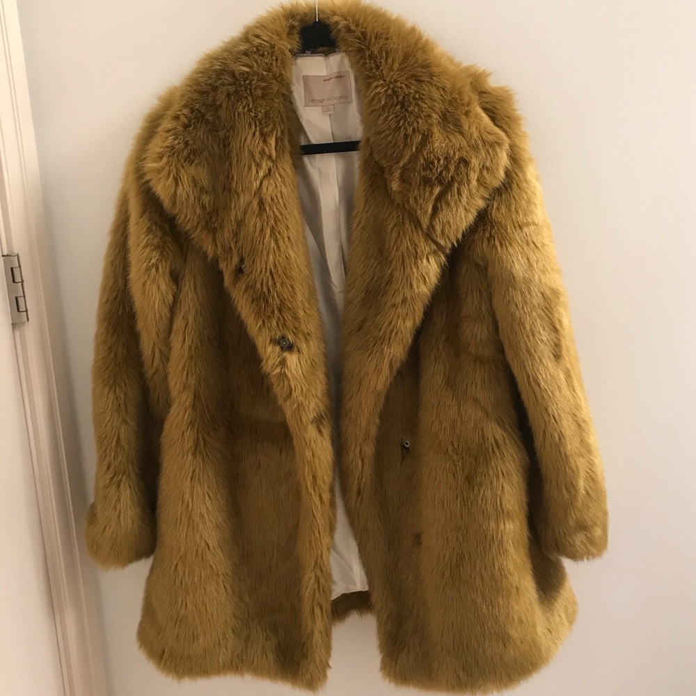 SOLD-Banana RepublicCollection Faux Fur coat